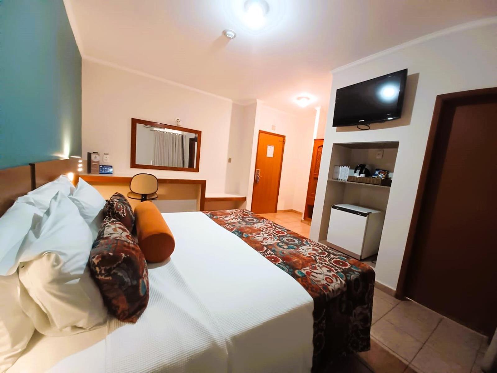 Hotel Riviera Araçatuba Eksteriør billede